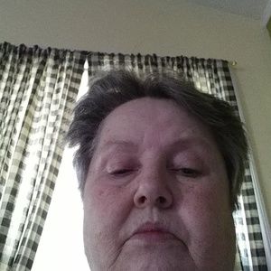 Meet your Posher, Carol